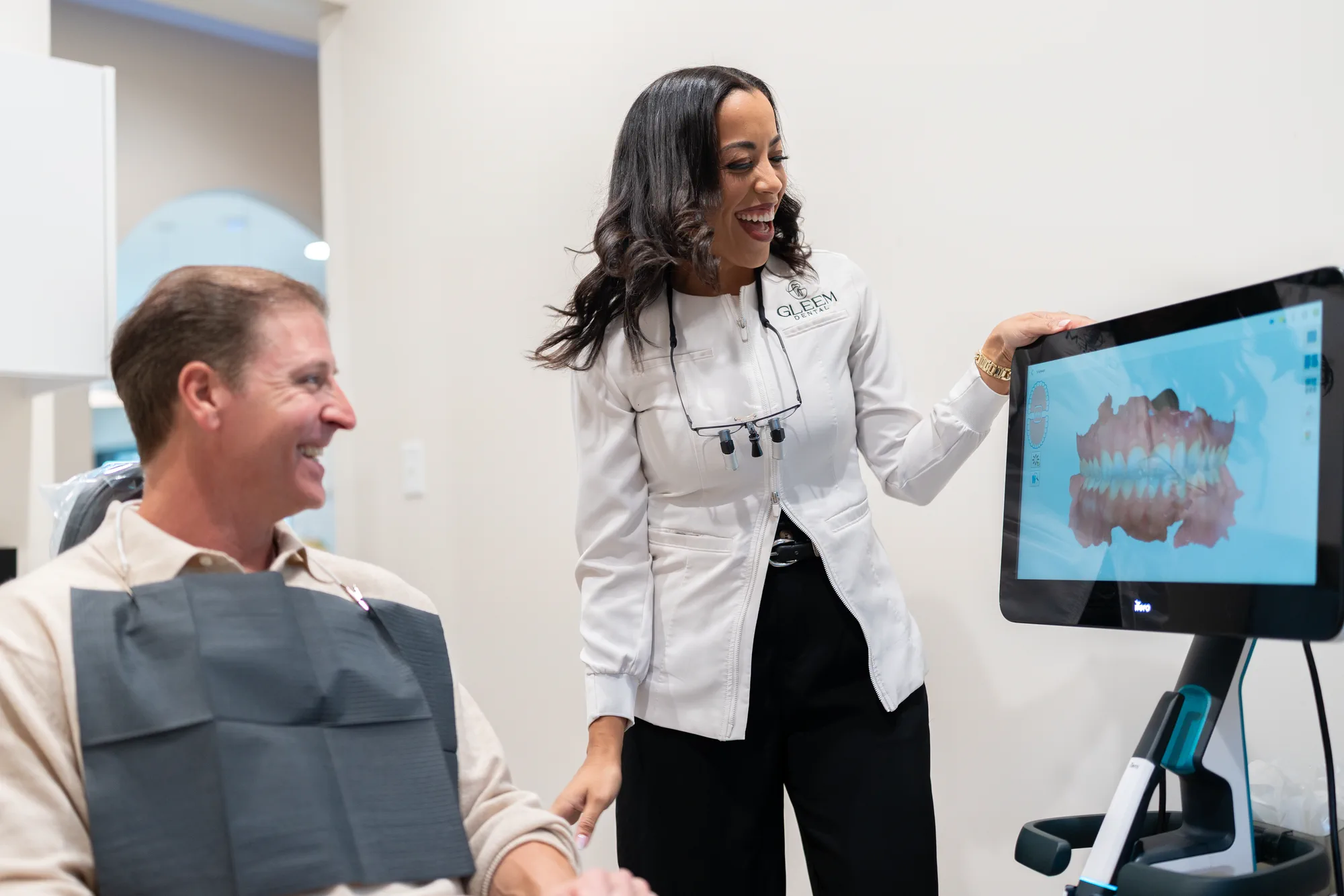 Gleem Dental Office Lakeview